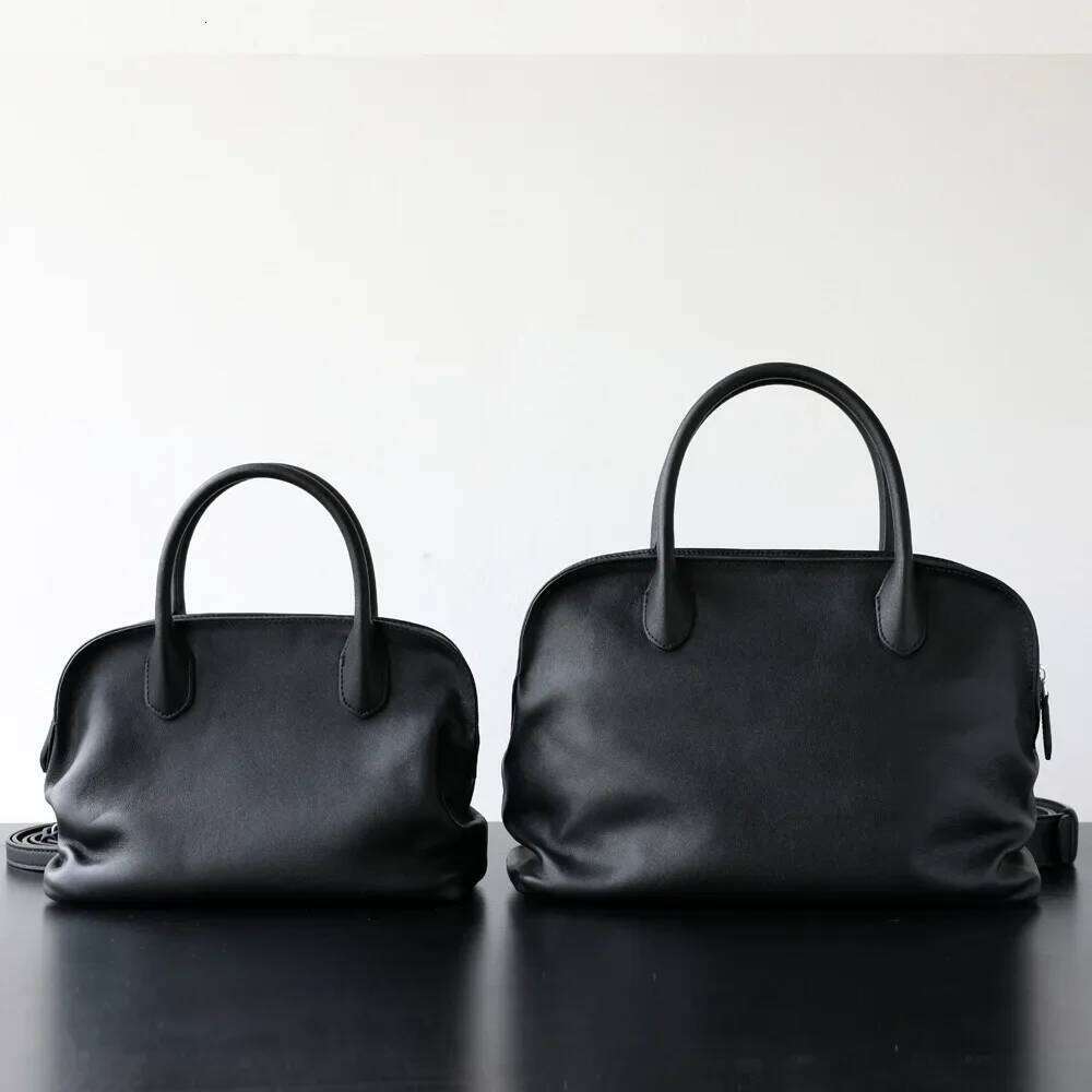 Luxury Designer bags Light High Quality First-layer Cowhide Pleated Portable Large-capacity Shoulder Messenger Leather Commuter Bowling Bag