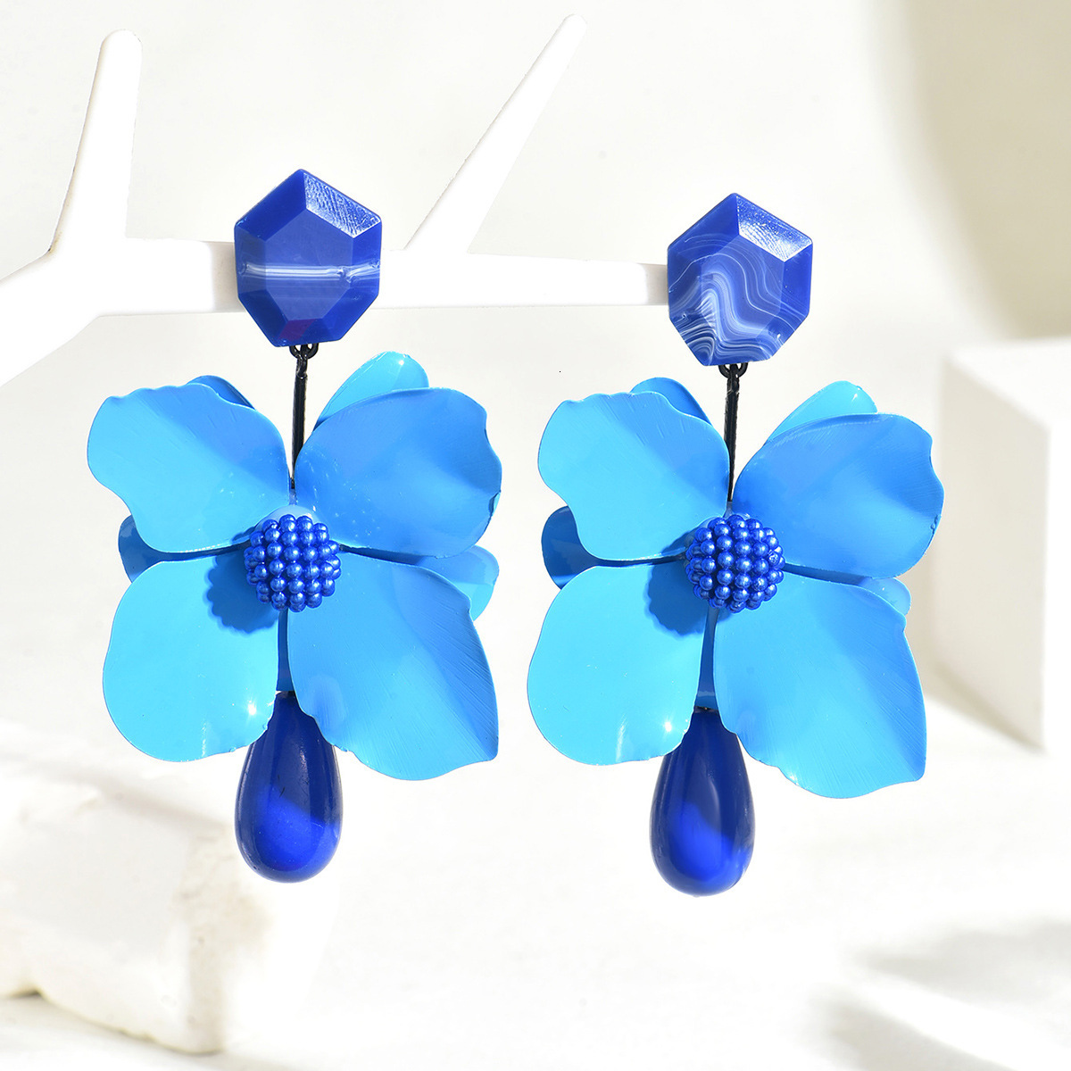 Unique Style Women's Flower Fashion Floral Resin Design Hip Hop Stud Earrings Ear Jewelry