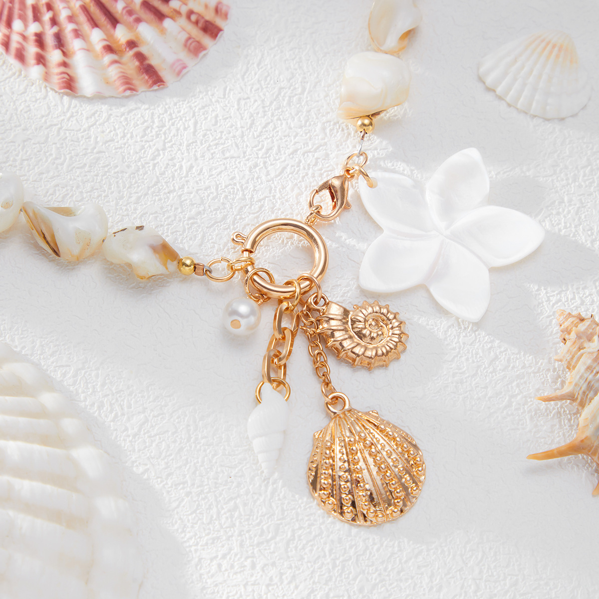 Ins Ocean Style Unique Shell Flower Necklace for Women Vacation Simple Conch Scallop Pendant Jewelry