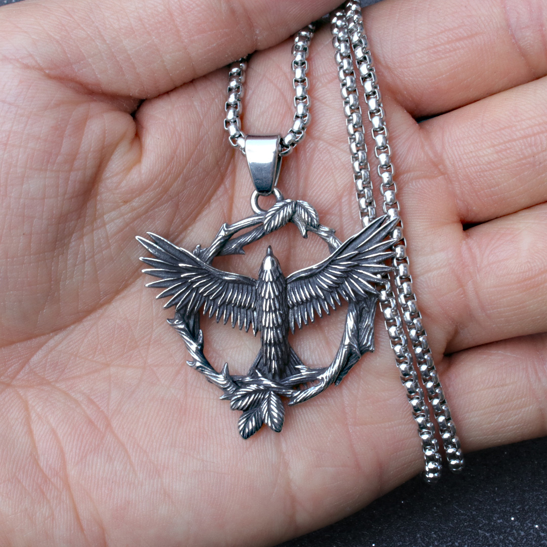 New Stainless Steel Eagle Pendant European and American Foreign Trade Retro Titanium Mocking Bird Necklace Jewelry