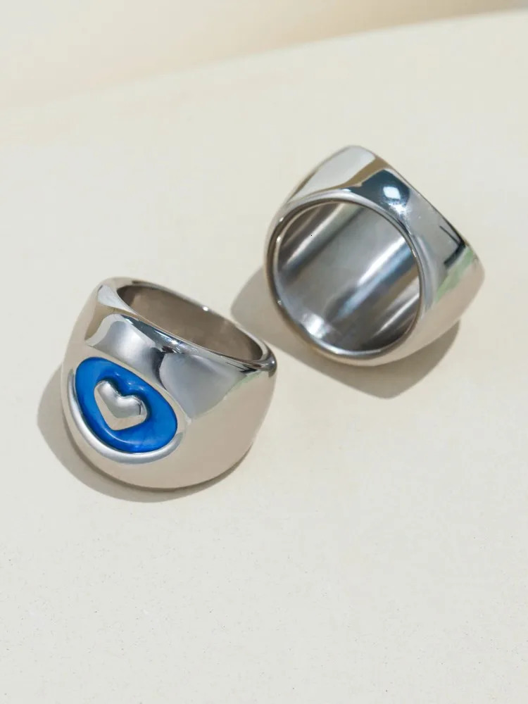 Stainless Steel Carved Heart Rings With Blue Color Enamel For Women 18k Gold Plated Waterproof Non Tarnish Womens Chunky Ring 250624