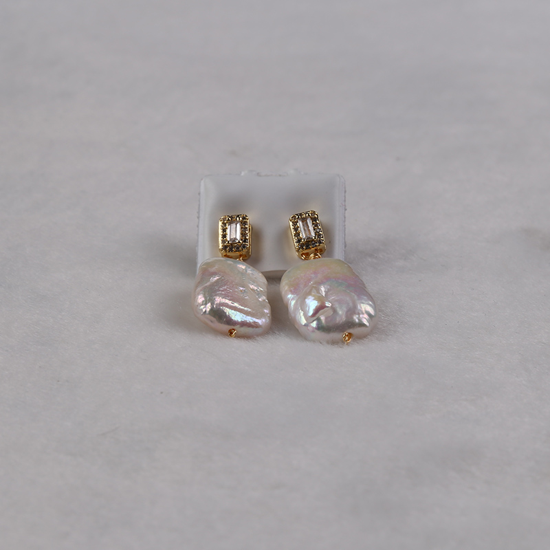 Natural Freshwater Pearl Earrings with Zirconia Pendant - Large Pearls for Luxurious Evening Wear