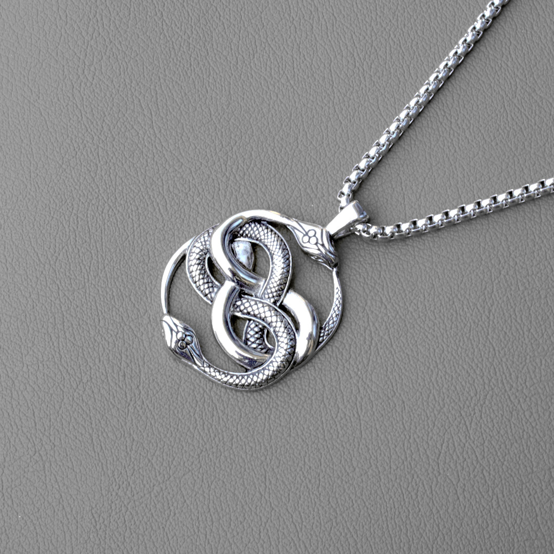 European and American Fashion New Titanium Steel Double Snake Pendant Trendy Men's Personality Versatile Double Snake Wrap Necklace for Men'