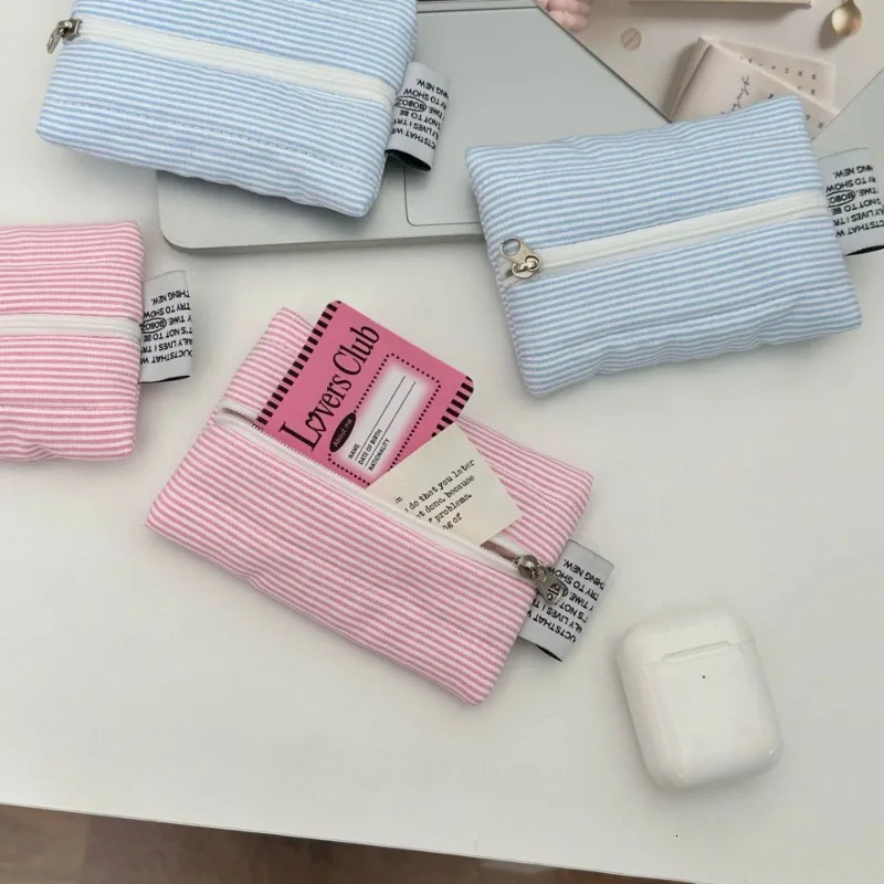 Cute Cloud-Shaped Striped Mini Wallet Causal Stylish Coin PursePortable Clutch Organizer for Cards Coins Earphone Lipstick R250624