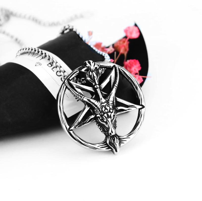 Retro Goat Round Brand Hexagonal Star Pendant Couple Hip-hop Stainless Steel Necklace Casual Literary Gift for Men and Women
