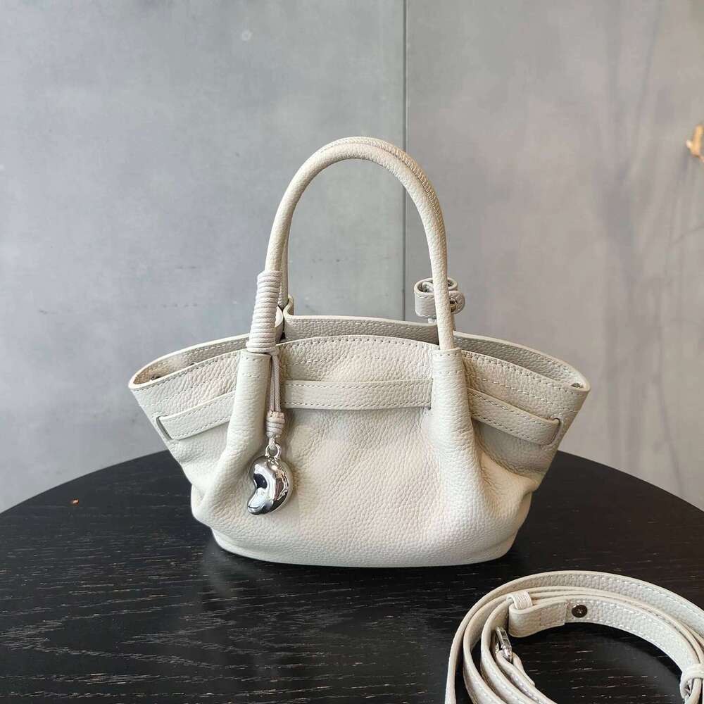 Luxury Designer bags 2025 Pink Blue Color Classic Look Catwalk Trapeze Tote with Metal Charm Natural Imported Cow Leather Women Handbag Shoulder Bag