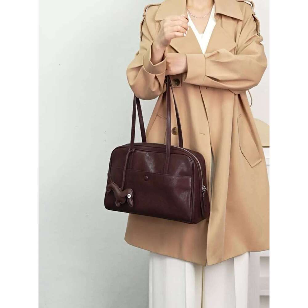 High End Hand-Held Pillow Bag, Vintage Vegetable Tanned Cowhide, Large Capacity Single Shoulder Tote Bag