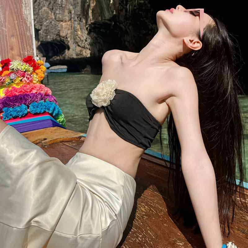 Wholesale bikini strapless European and American bikini sexy three-dimensional flower split women's swimsuit swimsuit swimsuit