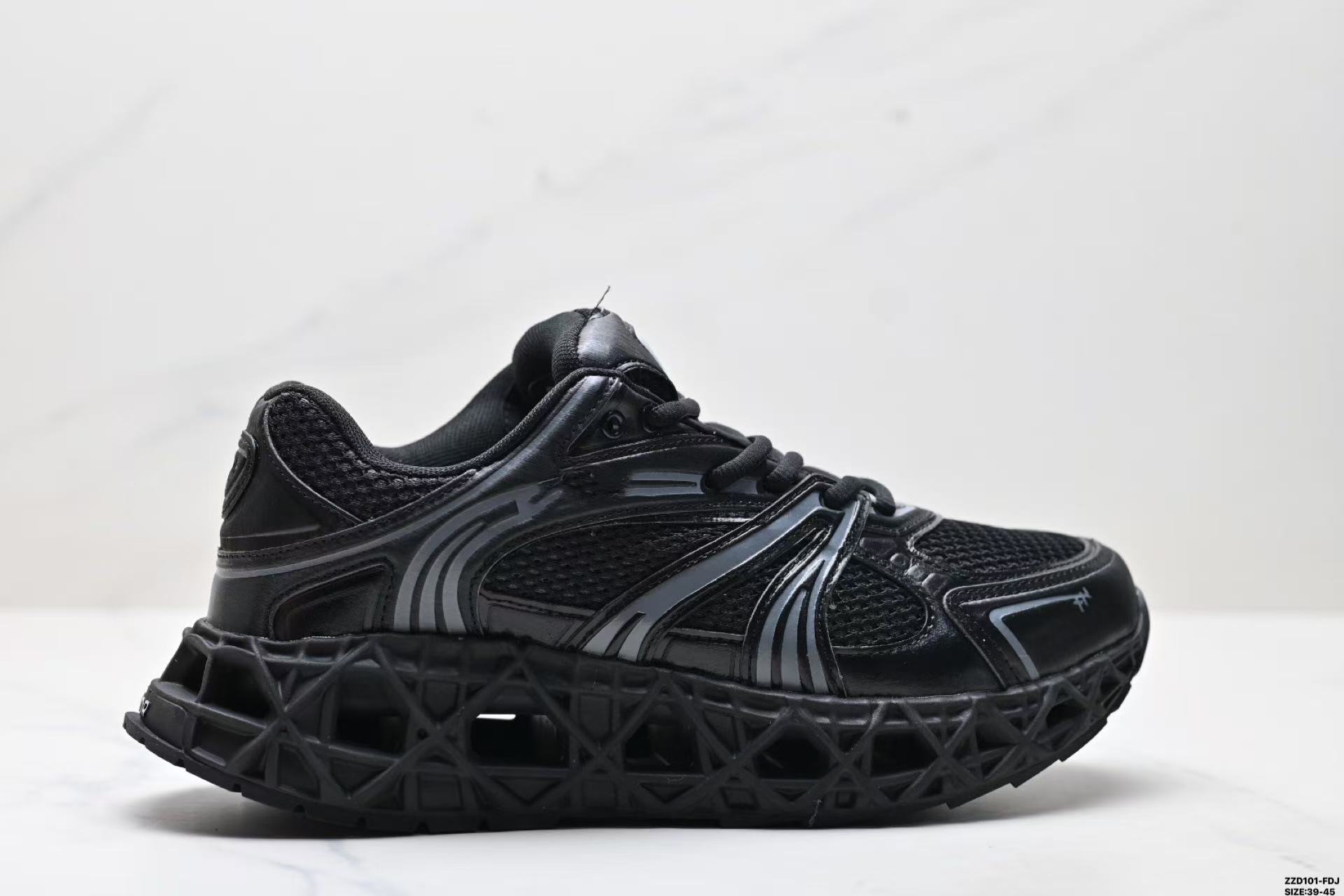 designer shoes sneakers trainers men shoes running shoes luxury shoes sports shoes casual shoes Outdoor shoes women black red shoes out of office sneaker B35