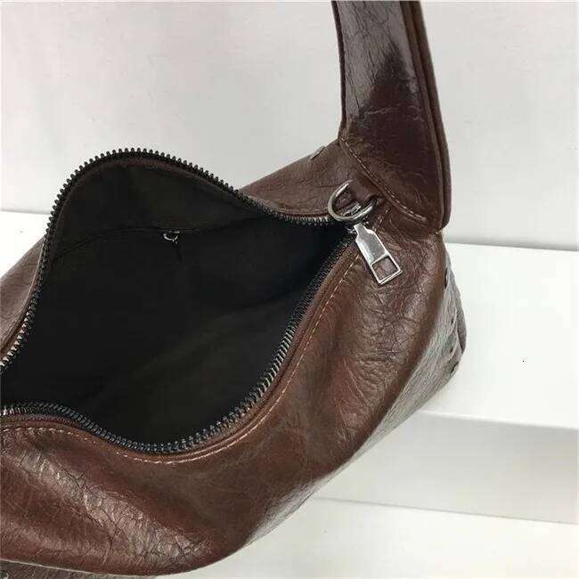 Bags Fashion Shoulder Rivets Studded Women Casual PU Leather Handbags Tote Bolsas Female Crossbody Hand Bag Purse