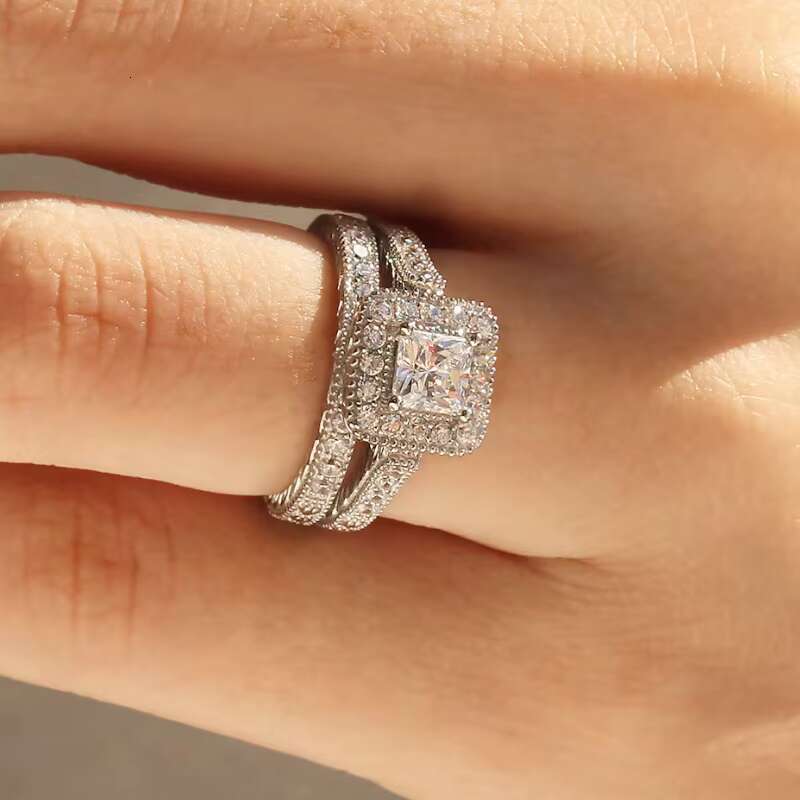 Vintage Engagement Ring Set Custom 1ct Princess Cut Halo Design Floral Wedding Band 14K Gold VVS Moissanite Ring