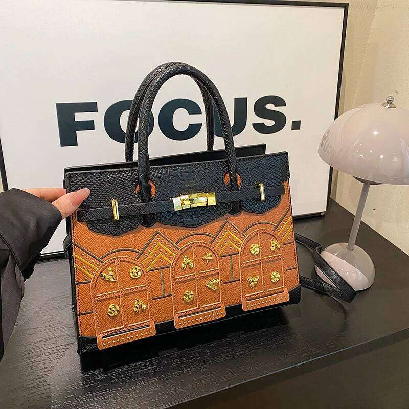 Spacious Vegan Leather Crossbody Bag, Detachable Strap For Commuter & Travel, Tiktok-Viral Minimalist Capsule Wardrobe