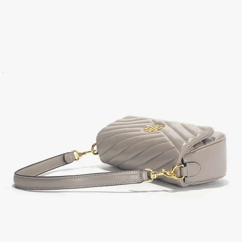 Ladies Brand Handbags2025new Famous Designer Singleshoulder Messenger Bag High Quality Women Chain Flap