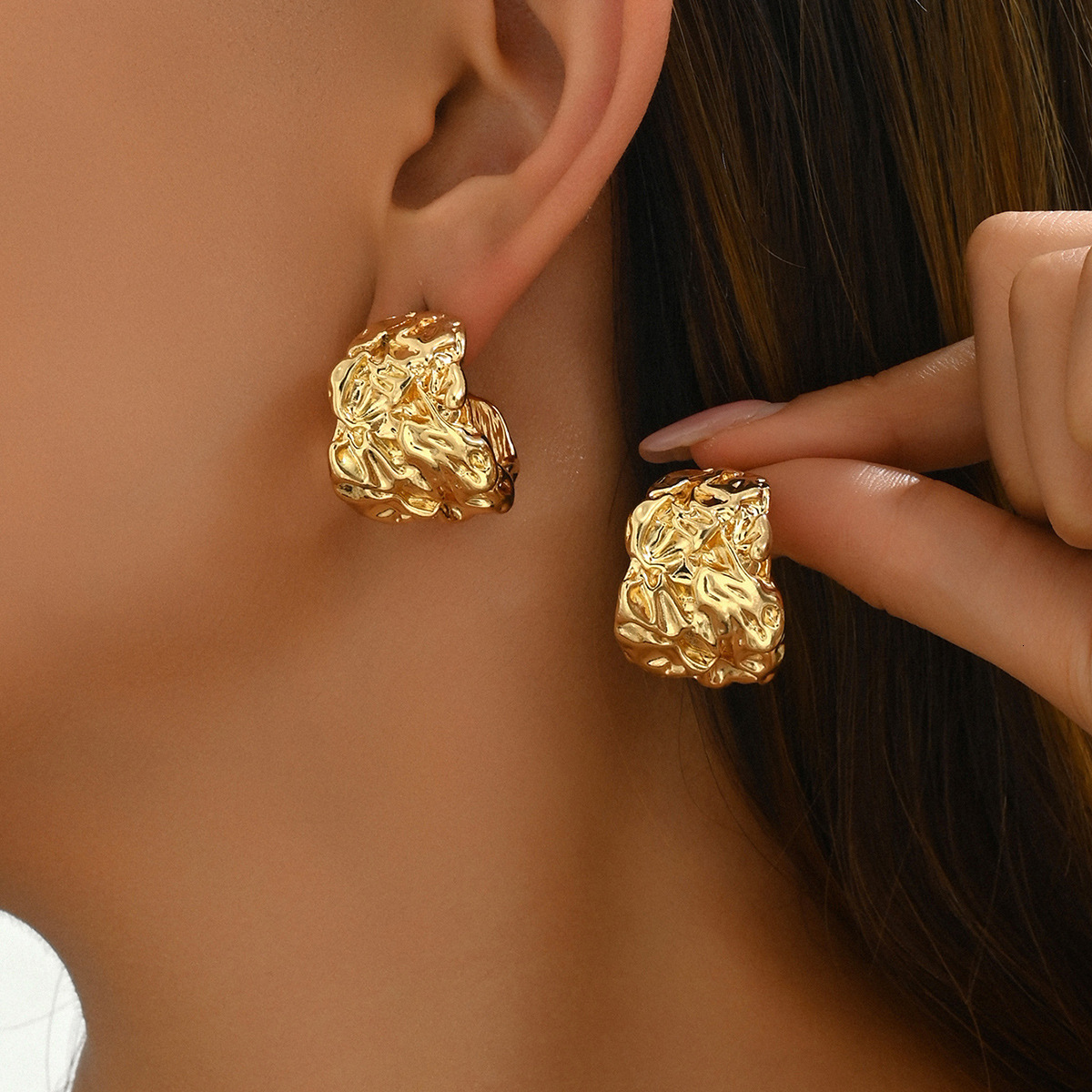 New Forest Sweet Women's Version Korean Pleated Design Academy Style Stud Earrings