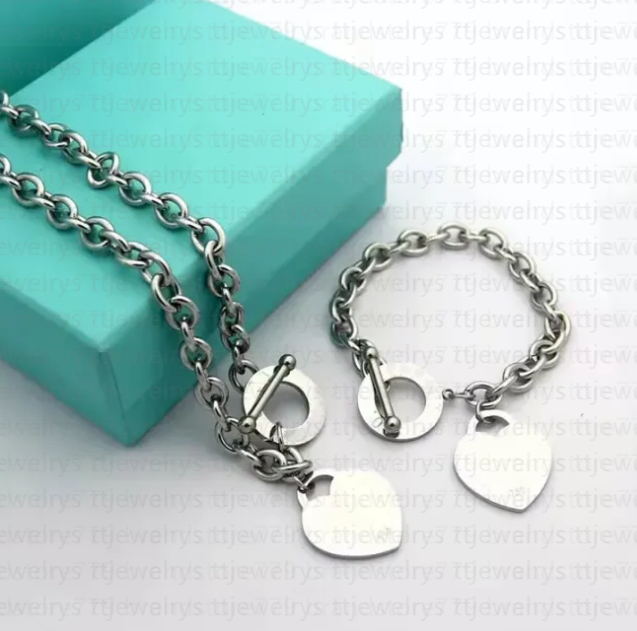 Designer Blue Heart Necklace Luxury Pendant Heart Bracelet Women Exquisite Craft Official Classic Heart 925 Silver Chain Designer Unisex Jewelry Wedding Gift
