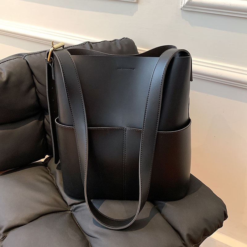Bags Women's Simple Versatile High-Quality Large Capacity Design Sense Shoulder Bag Crossbody Bucket