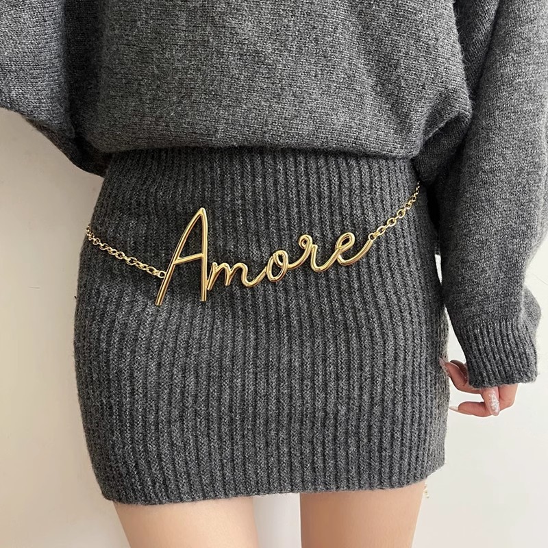 Retro Gold Letter Waist Chain for Women - Elegant Metallic Thinner Belt Ideal for Fall/Winter Outfits