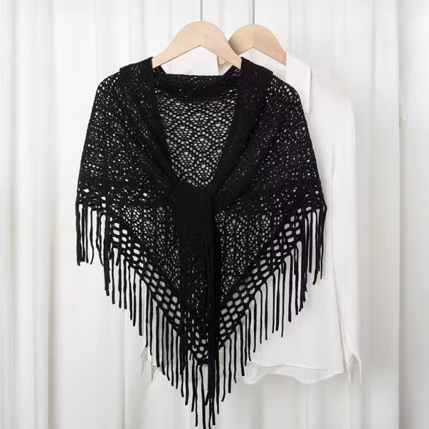 K1120 2025 new winter Korean version of tassel knitted wool triangle scarf solid color fashion all-match shawl neck scarf trend