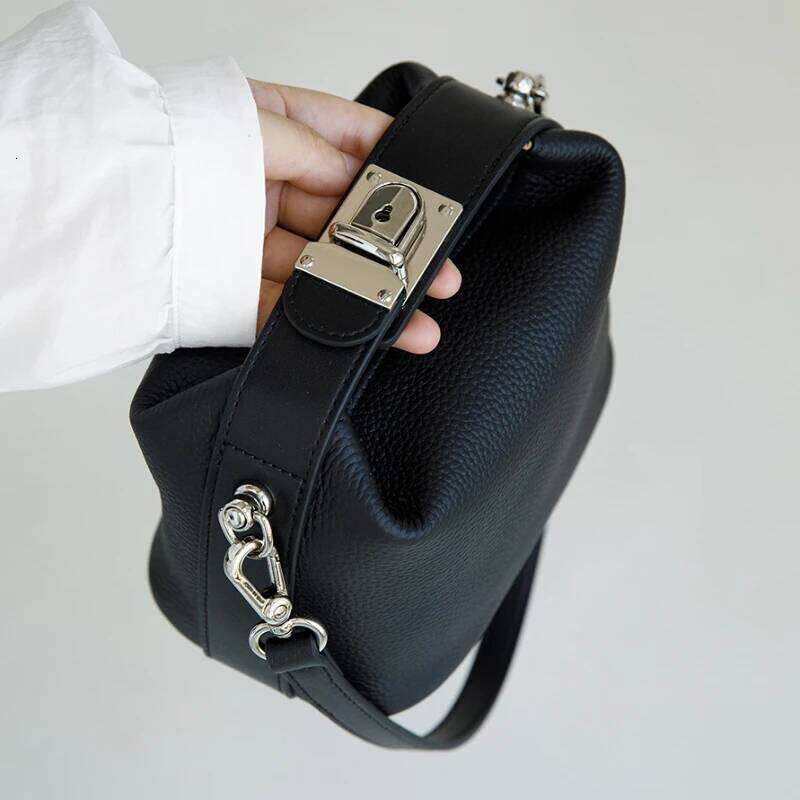 Genuine Leather Designer Handbag Women 2025 Trend New High Quality Grain Cowhide Fashion Sier Lock Small Shoulder Bag