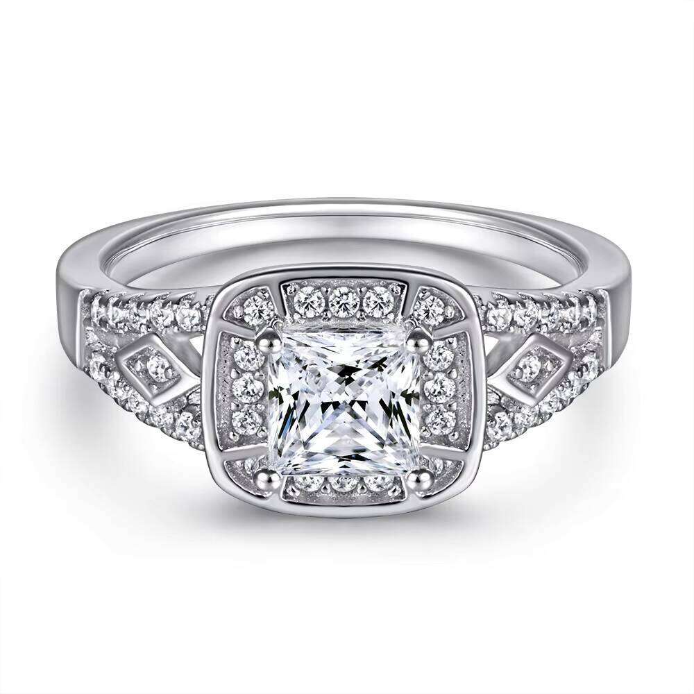 DHcollections Princess Cut Pure silver micro inlaid cubic zirconia square Ring