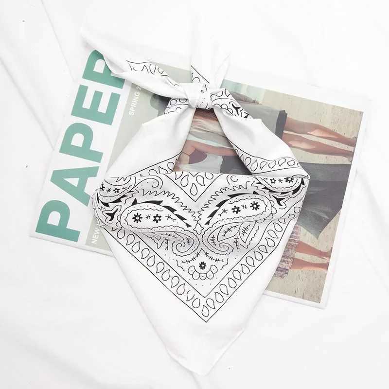 New Arrival New Kerchief for Women Men Hip Hop Black Hair Band Neck Scarf Sports Headwear Square Scarves Print Handkerchief Bohemian Bandana U250623