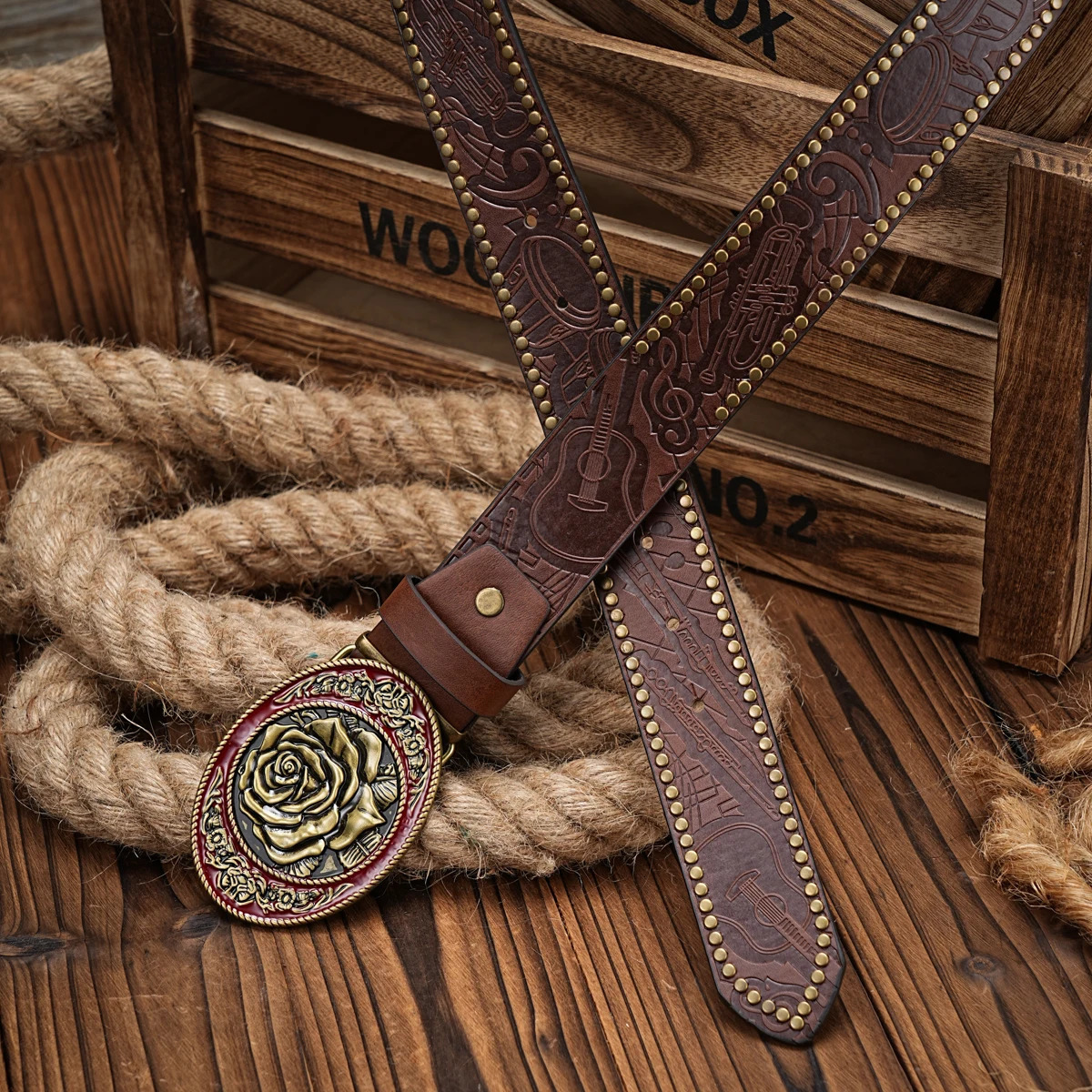 Men WomenWesternCowboyPU LeatherBelts Vintage horse Belt Floral Engraved Buckle for Jeans 250616