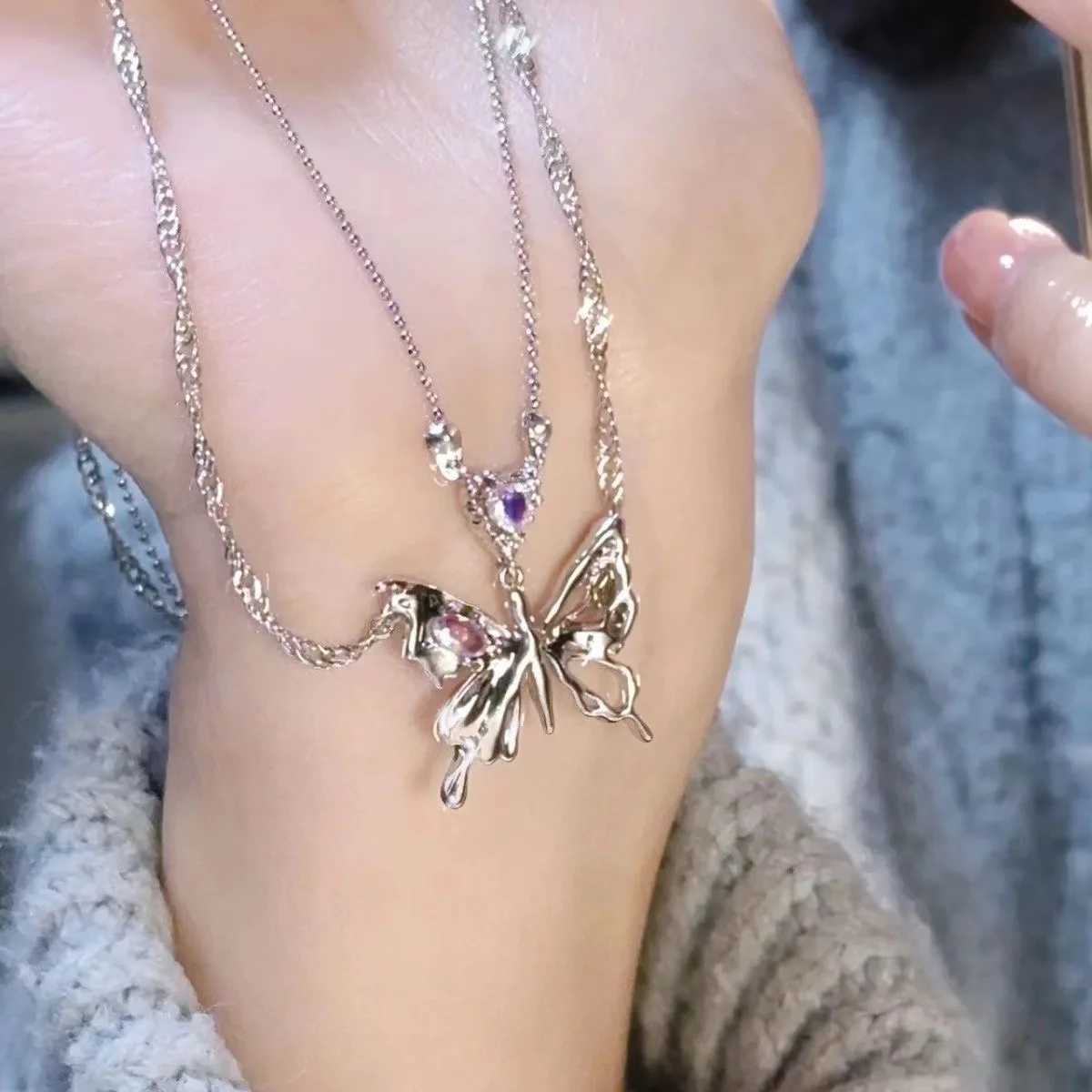 Punk Butterfly Pendant Necklace Women Y2K Crystal Light Luxury Egirl Heart Grunge Clavicle Chain Fashion Jewelry Party Gift V250625