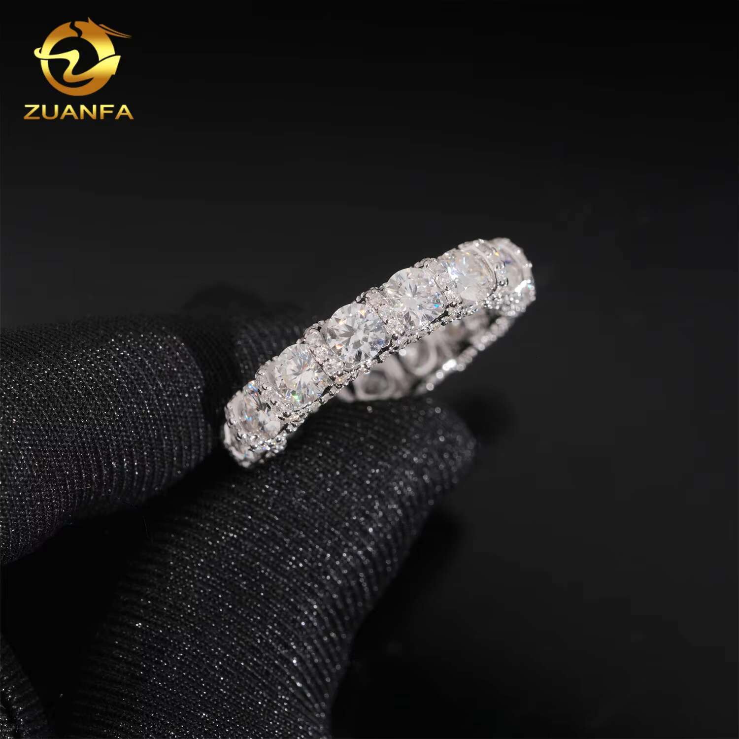 Fashion Moissanite Diamond Engagement Rings Eternity Hoop Ring Round Cut Diamond 925 Sterling Silver Iced Out Ring