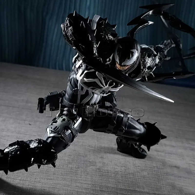Disney In Stock Ct Toys Venom Action Figure Kaiyodo Figurine Marvel Movable Collection Eugene Thompson Ko Model Decorate Toys Kids Gift W20250625