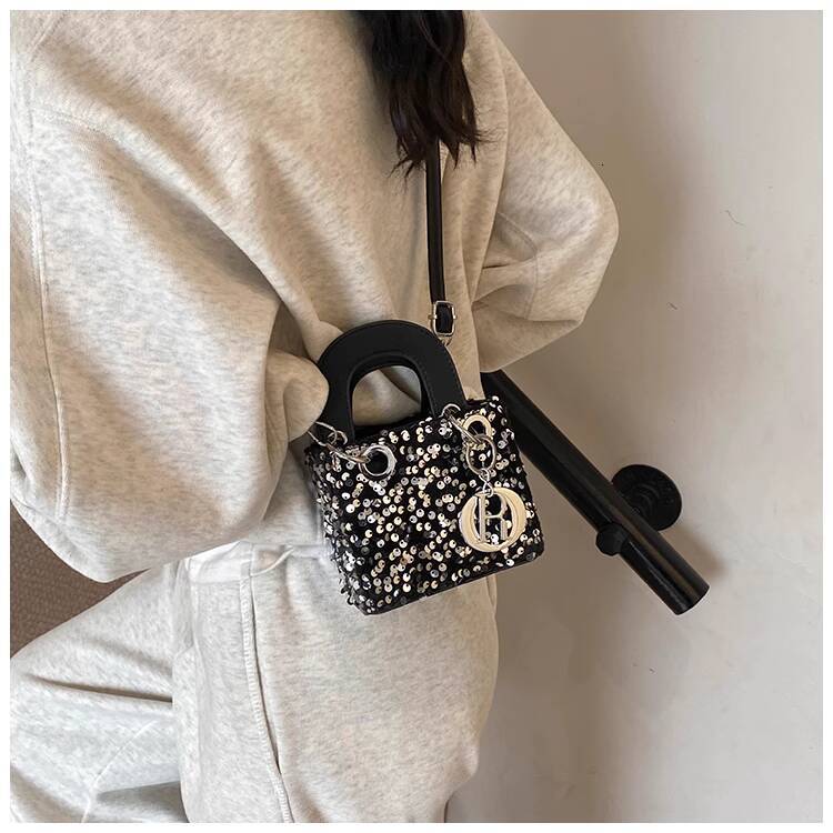 Free Shipping Designer Luxury High-end Internet Celebrity Princess Diana Bag Women's Fashion High-end Crossbody Small Bag Shiny Sequin Mini Handb