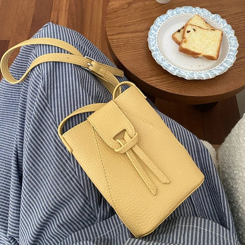 Trendy and Minimalist Bucket Bag with Simple Knot Like Decoration and Good Quality Leather Material Women Bucket Bag 250623