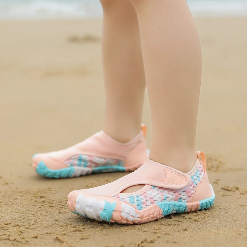 Quick Drying Water Shoes Non-Slip Breathable Summer Aqua Beach Sandal Flat Shoe Seaside Slipper For Men Kids Gril Creek Shoes 250624