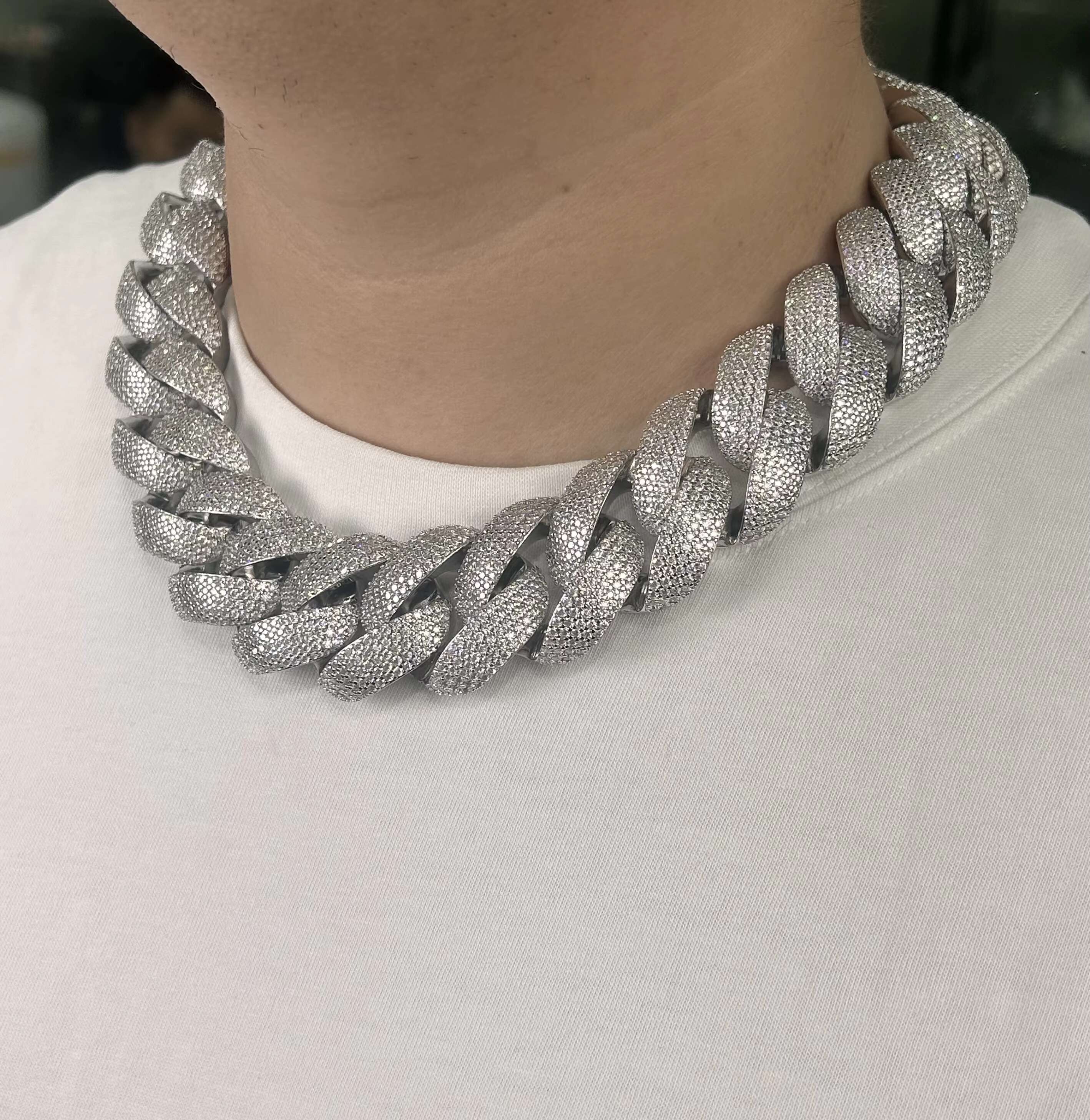Custom 925 Sterling Silver VVS Moissanite Cuban Link Chain 14K/18K Plated White Gold Cuban Link Chain