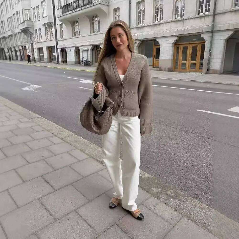 long sleeve V-neck single breasted women high fashion autumn winter new cardigan female