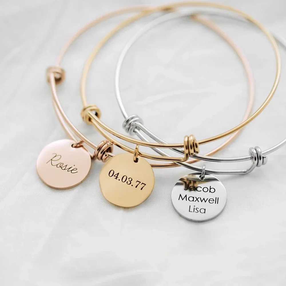 Bangles for Women Personalized Custom Engraving 1-4 Names Round Pendant Stainless Steel Friendship Bracelet Jewelry Psera Mujer X250625