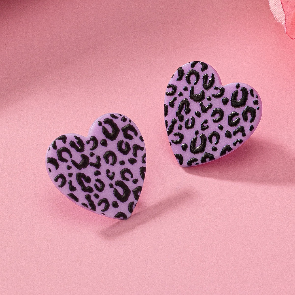 1 Pair Leopard Print Heart Earrings Delicate Fashionable Small Daily Versatile Photo Atmosphere Celebration
