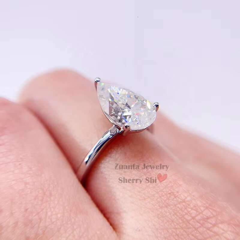 Plain Band VVS GRA Certificated 4CT Pear Cut Sterling Silver White Gold Moissanite Ring