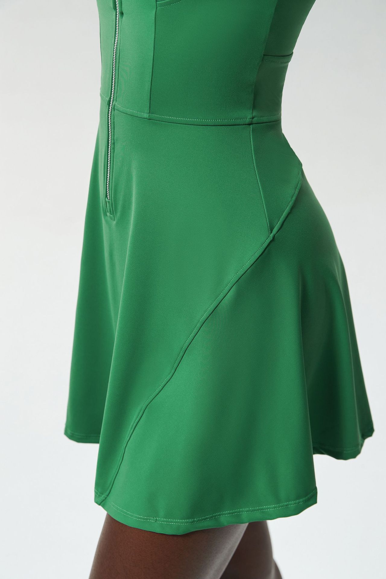 2025-- Women's Quick-Dry Tennis Dress with Zippered Design for Fitness Running Breathable Athletic Wear Compression Fitted Sportswear Ideal for G