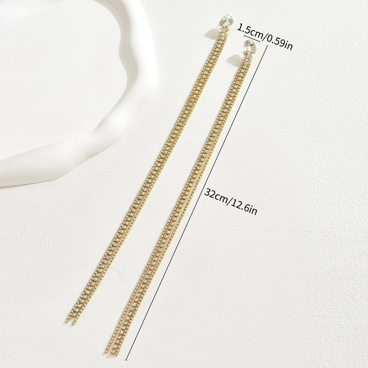 Fashion Inlaid Long Women S Personality Tassel Design Stud Earrings