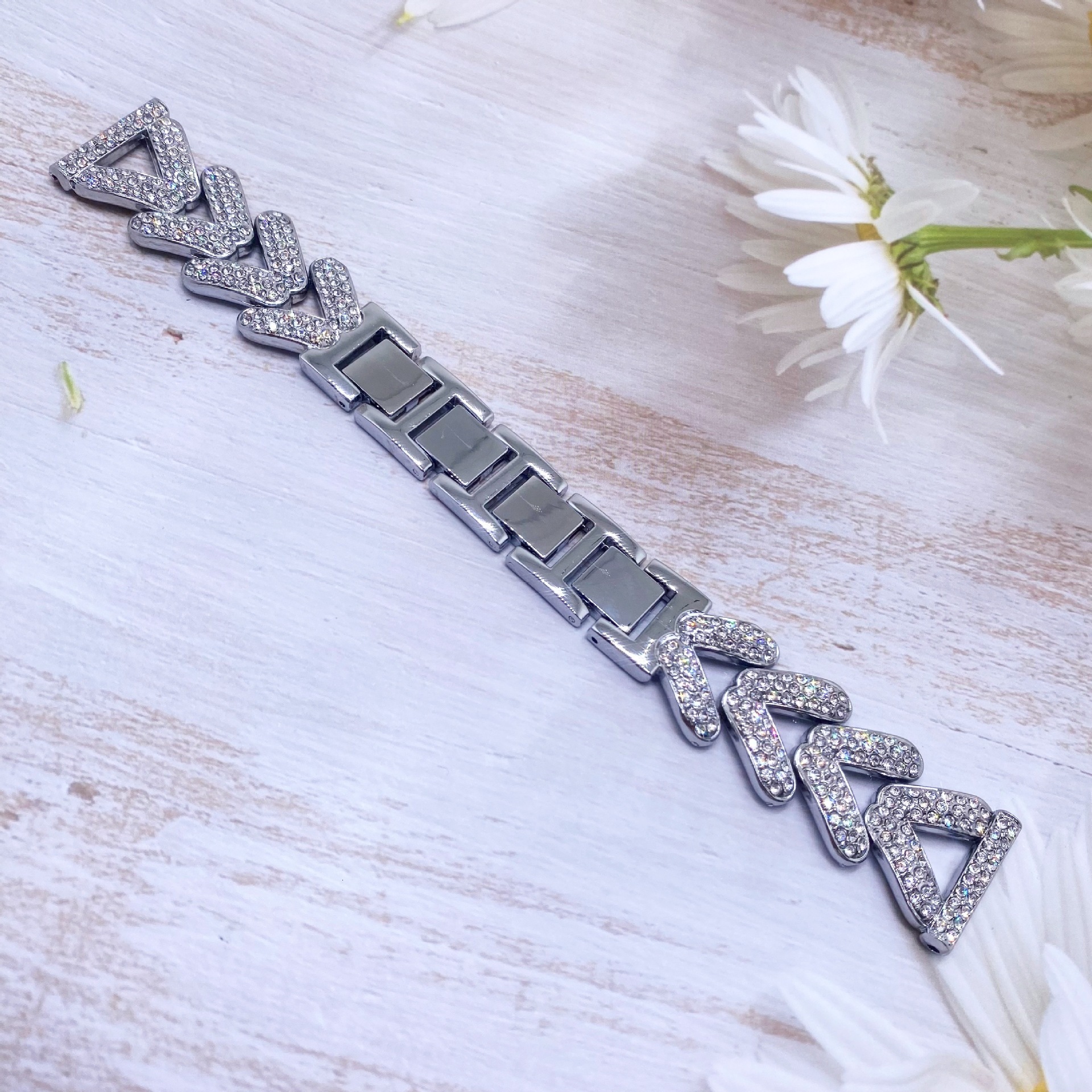 Luxury Premium Design 8-Shaped Diamond-Inlaid Metal Watch Band for Apple Watch Series 1-9