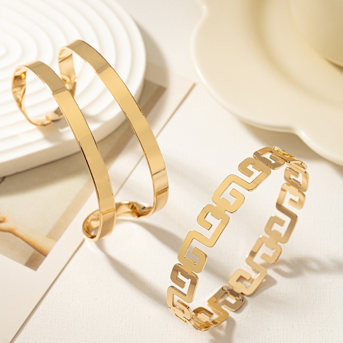 Greek Pattern Personality Titanium Steel Niche Design High-end Ins Fashion Internet Celebrity Bracelet