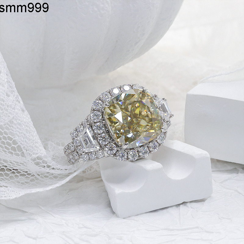 Paston Customized Iced Out 10k 14k Big Size 10ct Original Yellow Cushion Vvs Moissanite Diamond Luxury Ring for Wedding Daily