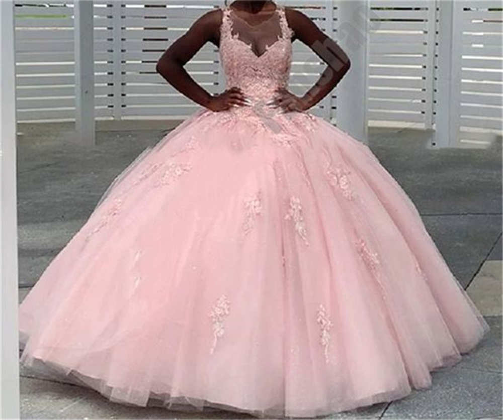 Ball Gown Quinceanera Dresses Pink Appliques Deep V-Neck Tulle Lace-up Plus Size Sweet 15 16 Princess Birthday Party Gowns Vestidos De 15 Anos QD60