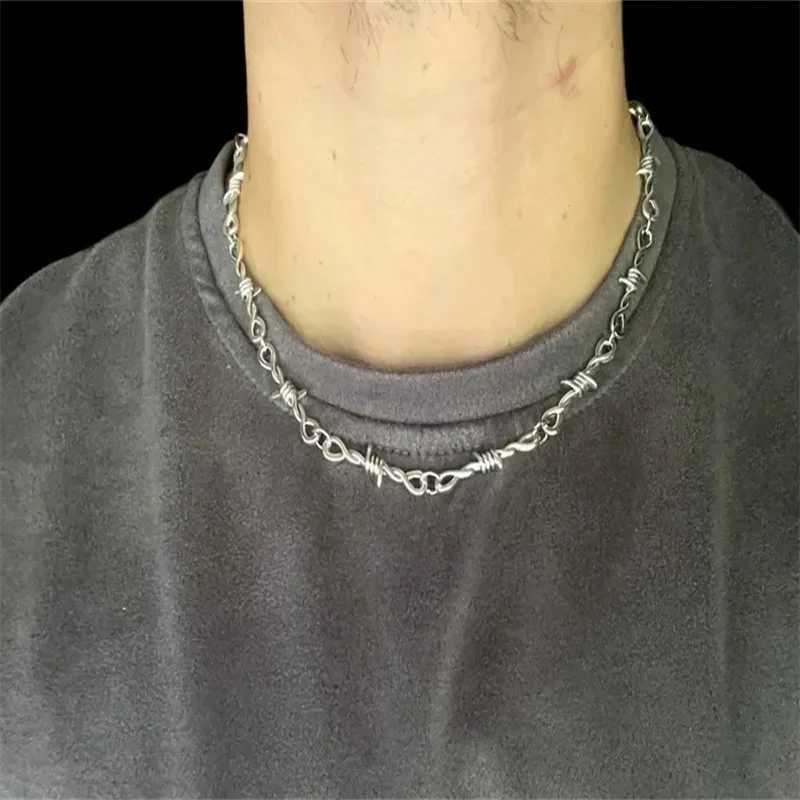 Y2K Barb Wire Choker Chain - Thorned Y2K punk chain - Gothic y2k chain necklace -Barbed Wire Choker - Alternative Gothic Jewelry M250625