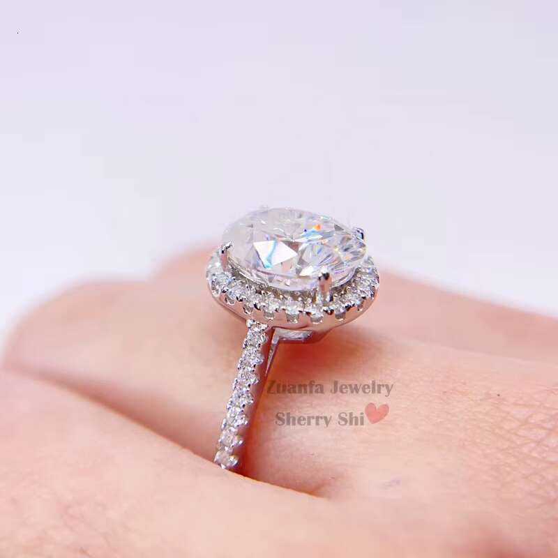 Oval Cut Classic Design 3.15CT Infinity Band Oval Cut Moissanite Diamond Ring for Wedding