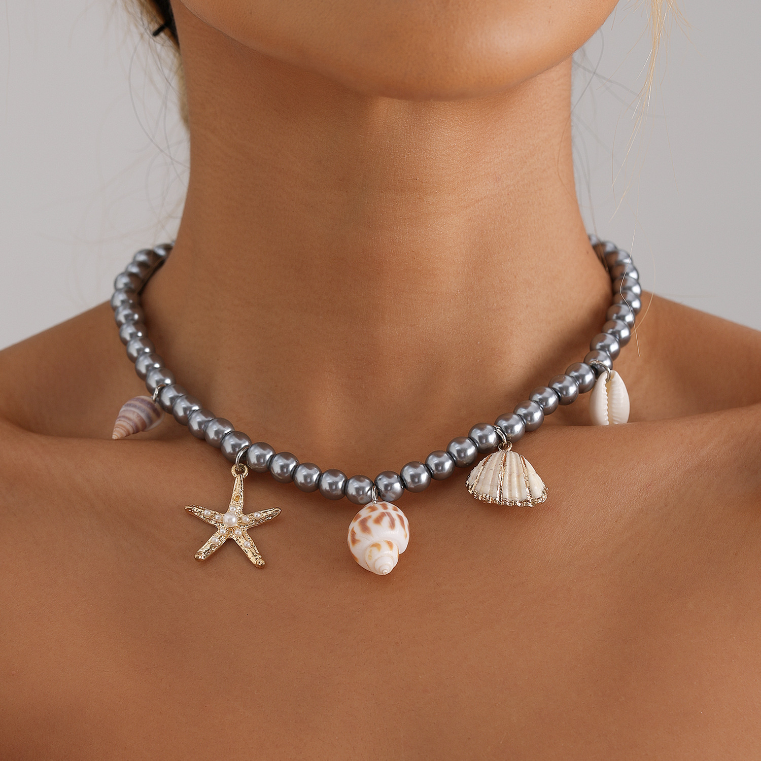 Bohemian Jewelry Sea Starfish Shell Casual Vacation Clavicle Chain Exquisite Glass Bead Necklace Jewelry for Women