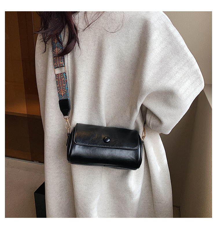 2025 Spring Fashionable All-match Wide-strap Shoulder and Crossbody Bag Cylindrical Bag Retro Small Bag Niche and Stylish Women's Bag