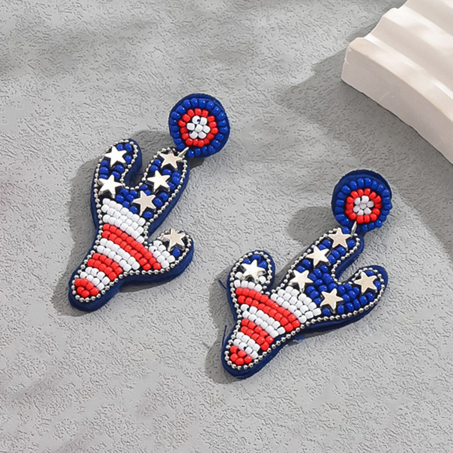 Fashion American Hip Hop Style Personality Earring Set Simple Asymmetric Heart Design Stud Earrings