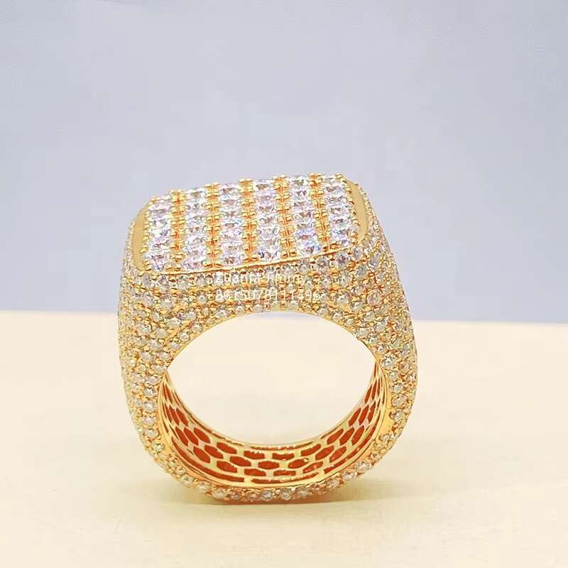 Hip Hop Ring Shining Bling 925 Sterling Silver 14K 18K Gold Plated Iced Out Jewelry VVS Moissanite Diamond Pinky Square Rings