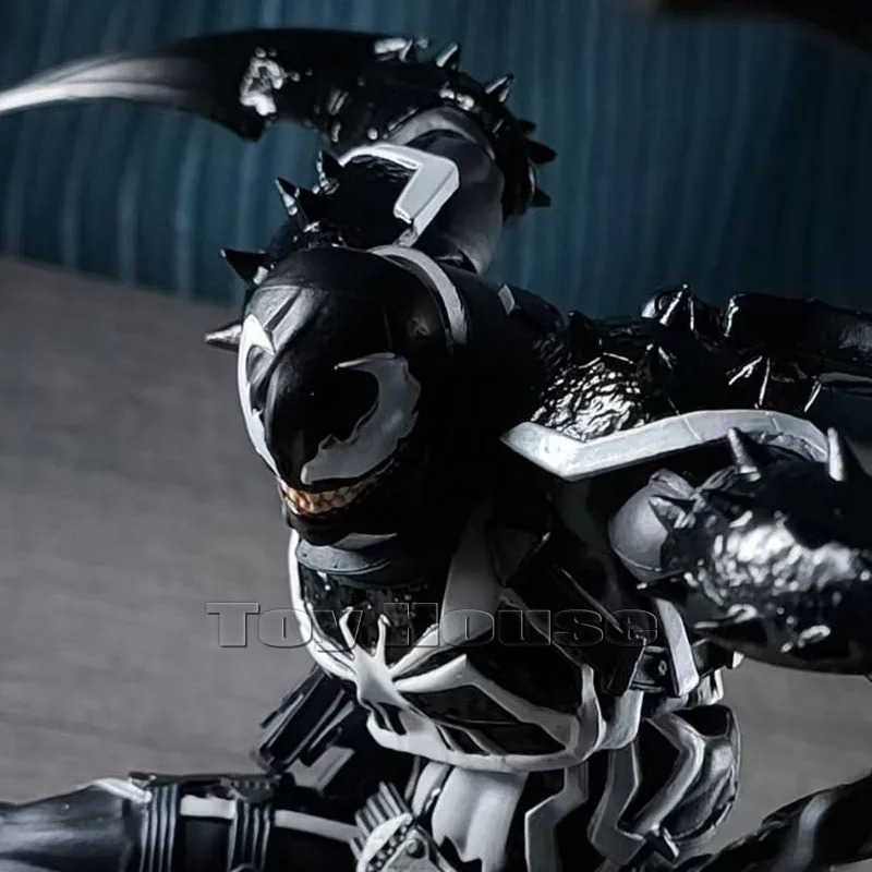 Disney In Stock Ct Toys Venom Action Figure Kaiyodo Figurine Marvel Movable Collection Eugene Thompson Ko Model Decorate Toys Kids Gift W20250625